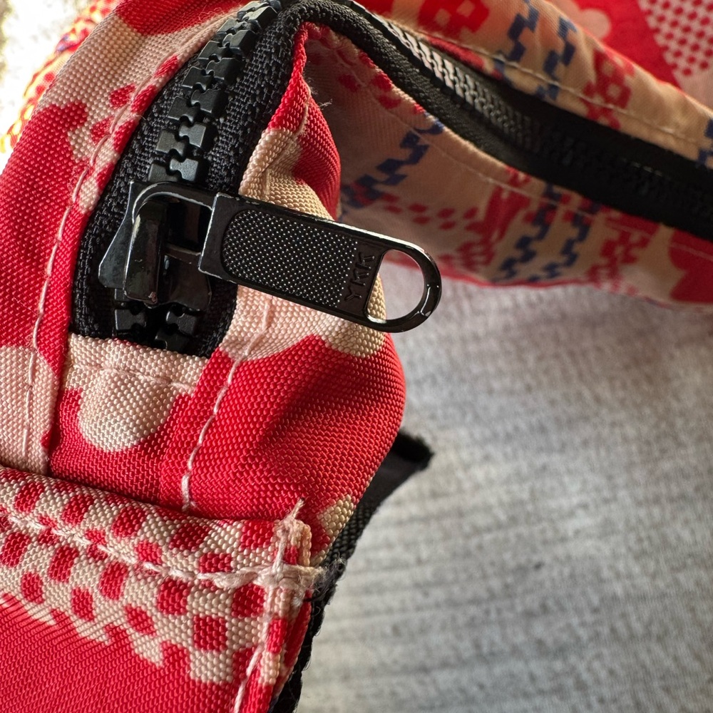 BAGGU x Sandy Liang Medium Crescent Bag - Picture 5 of 5